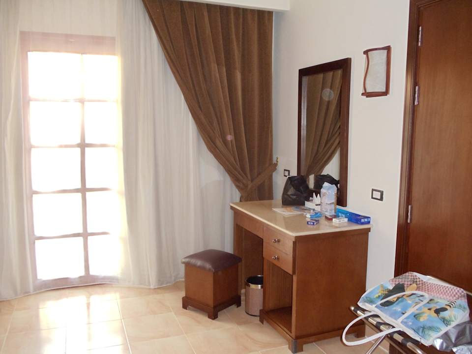 Zimmer 422 Pickalbatros Alf Leila Wa Leila Resort - Neverland Hurghada