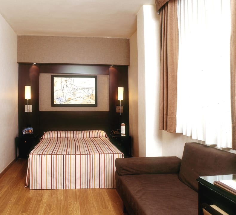 Habitación Hotel Catalonia Mikado