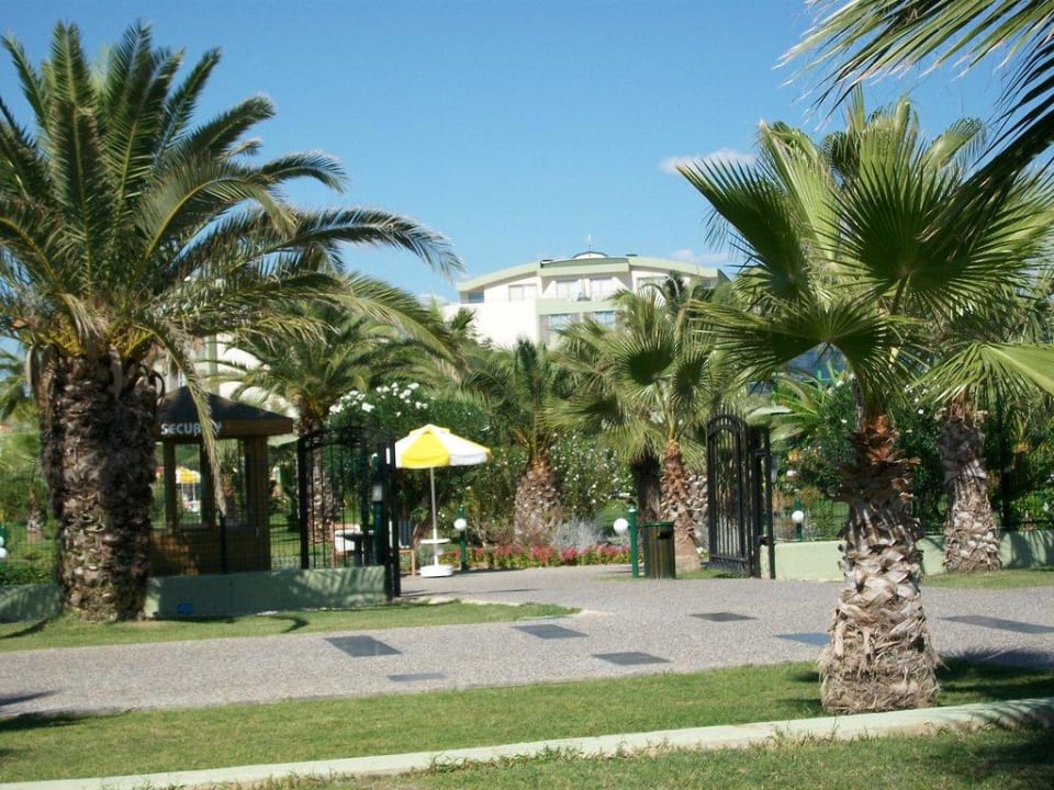 Wunderschöne Außenanlage VONRESORT Golden Coast