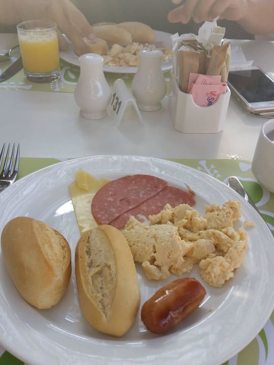 Frühstück Hotel Nissi Beach Resort