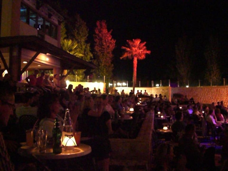 Apollon-Theater Neptune Luxury Resort