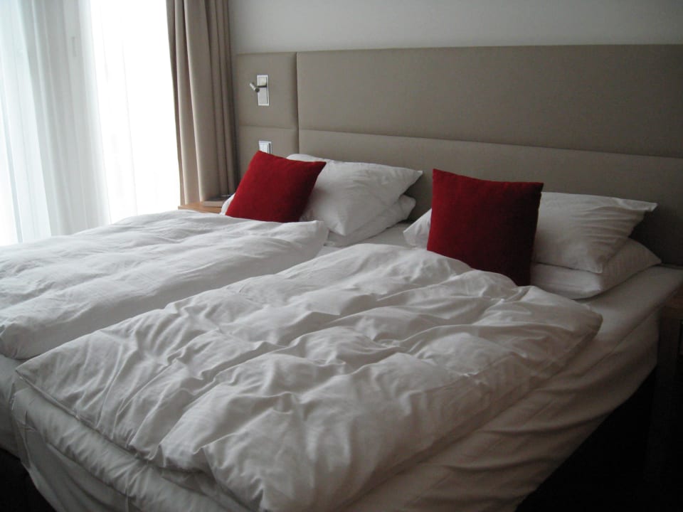 Sehr bequeme Betten H4 Hotel München Messe
