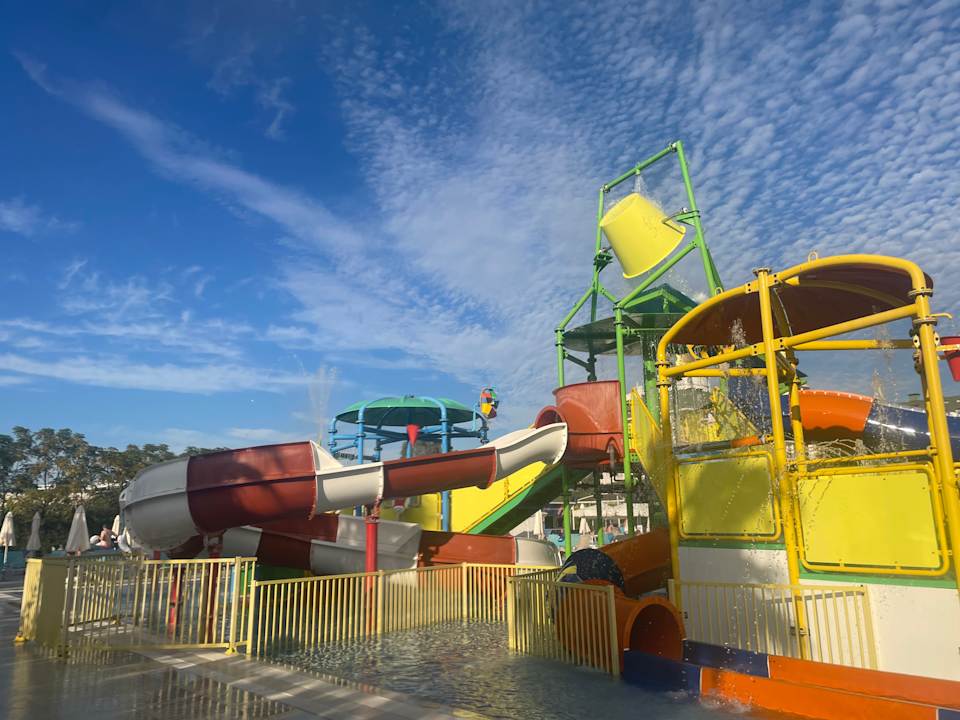 Pool Wyndham Garden Lara