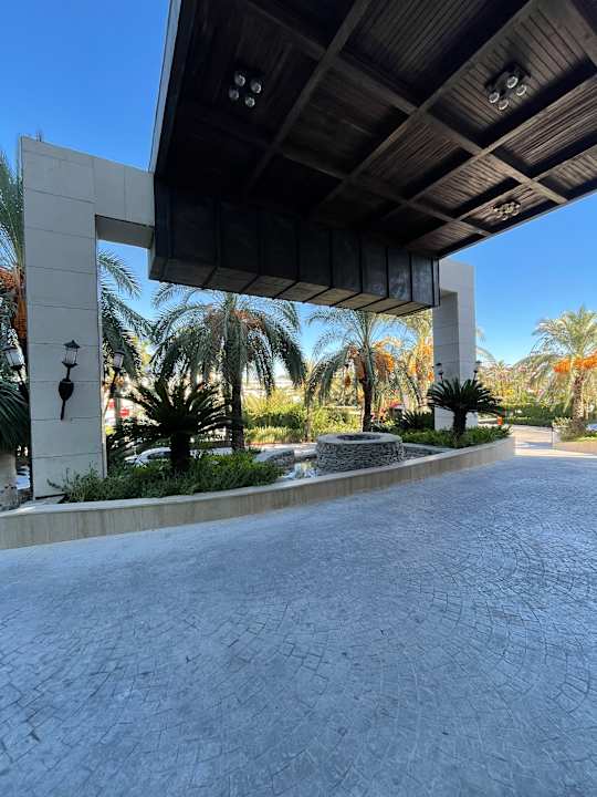 Lobby Sherwood Exclusive Lara