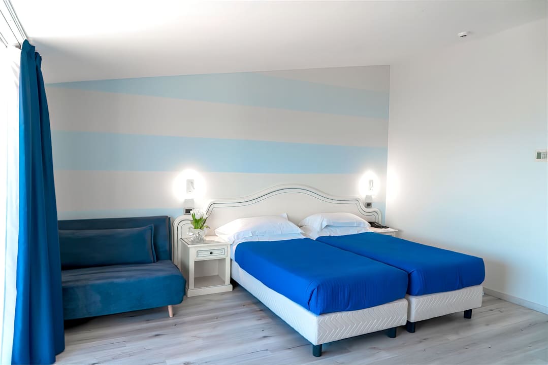 Zimmer AHG Riva del Sole Moniga