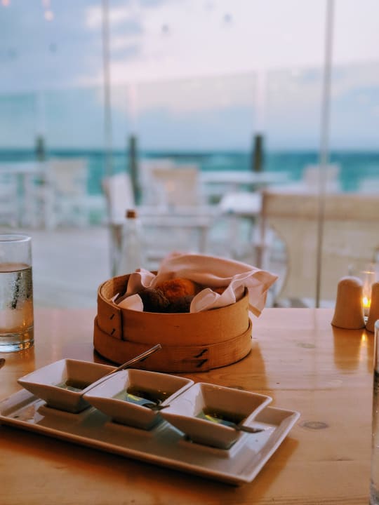 Gastro Knossos Beach Bungalows Suites Resort & Spa