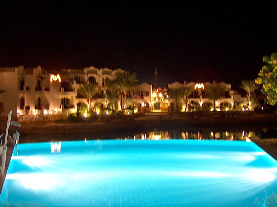 Pool, Lagune und Teil des Hotels Dawar El Omda - Adults only  (Im Umbau/Renovierung)
