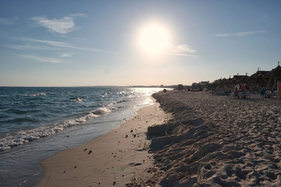 Abendstimmung The Orangers Beach Resort and Bungalows