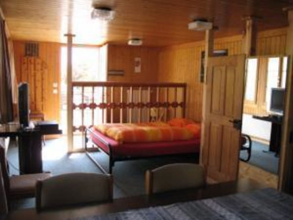 Ferienwohnung - Bett und Essecke Gasthof zum Ritterstübli