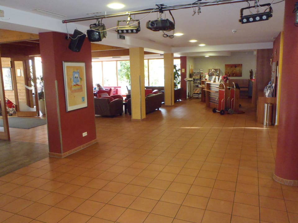 + Kindertanzfläche  Gut Wenghof - Family Resort