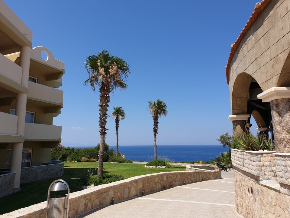 Gartenanlage Hotel Kalithea Horizon Royal