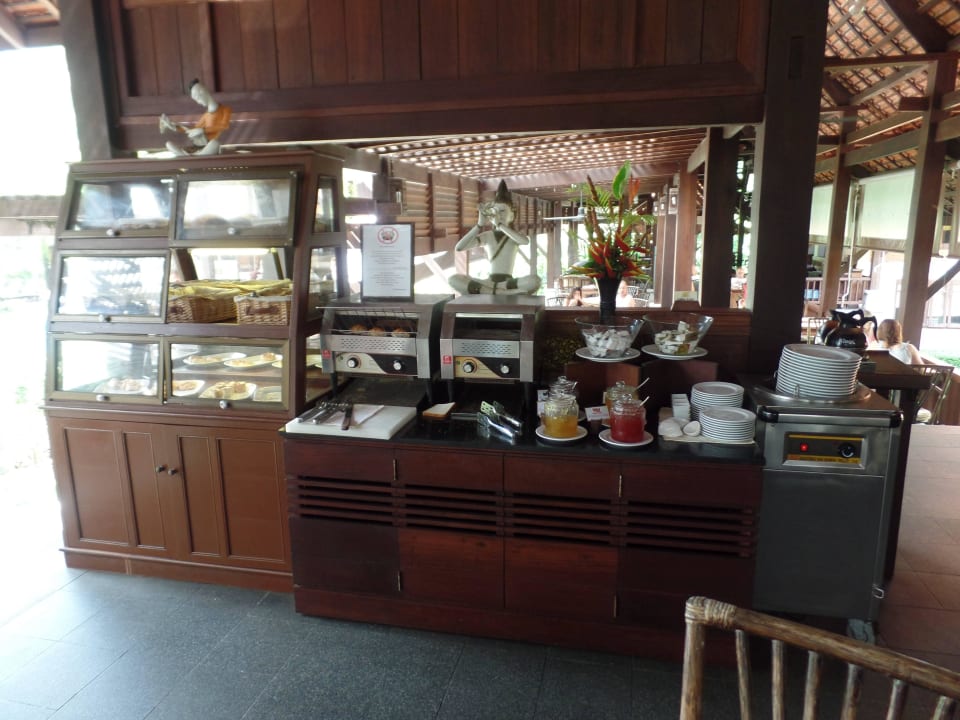 Brot gibt es auch Khaolak Bhandari Resort & Spa