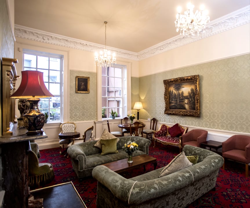 Lobby The Castle Hotel