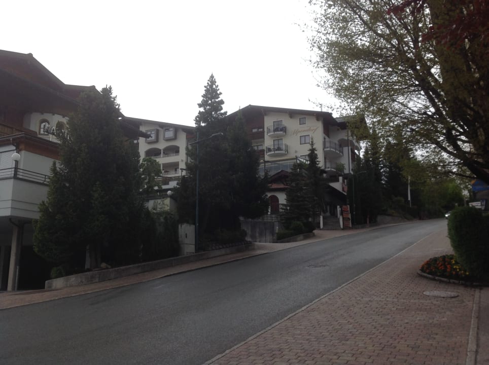 Außenansicht Aktivhotel Alpendorf