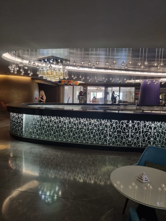 Gastro Royal Taj Mahal Hotel