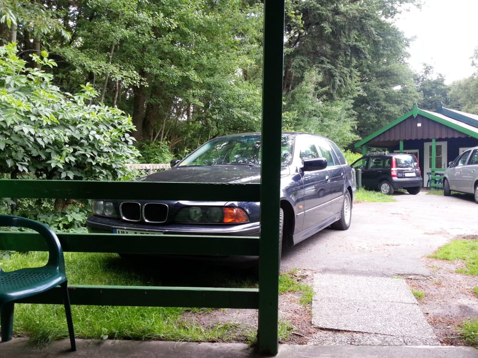 Vor dem Haus Ferienzentrum Schloss Dankern