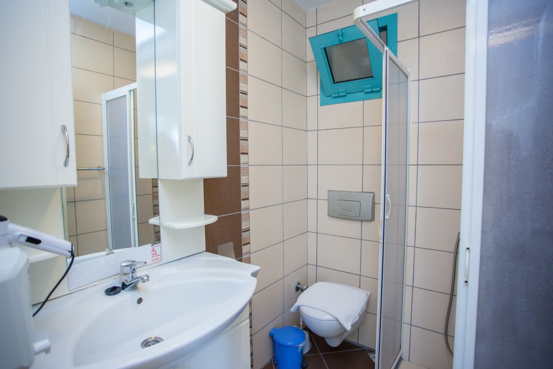 Zimmer Hotel Rebin Beach