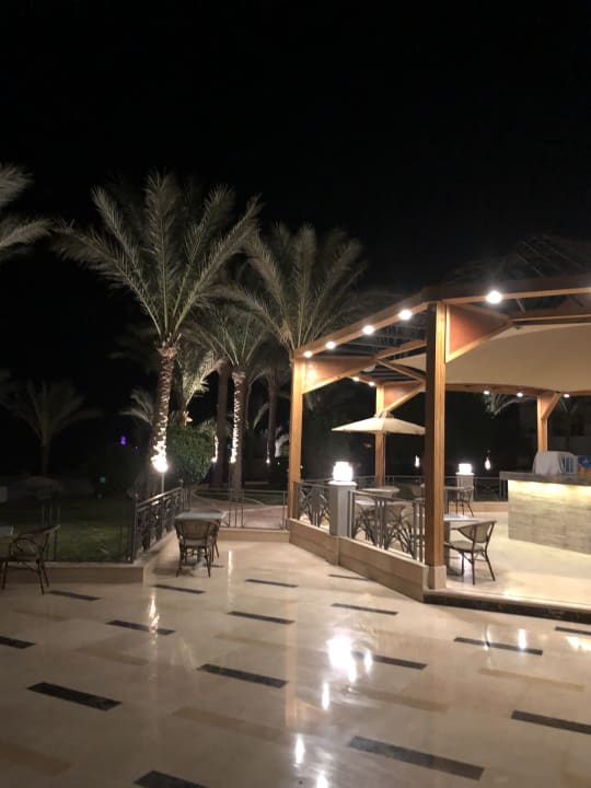 Gastro Serenity Alpha Beach