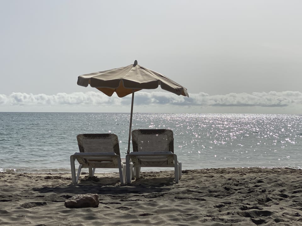 Strand SBH Monica Beach Resort