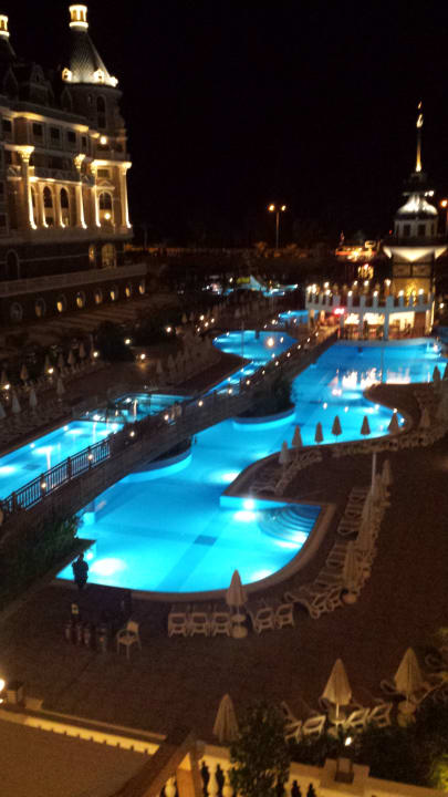 Pool Haydarpasha Palace