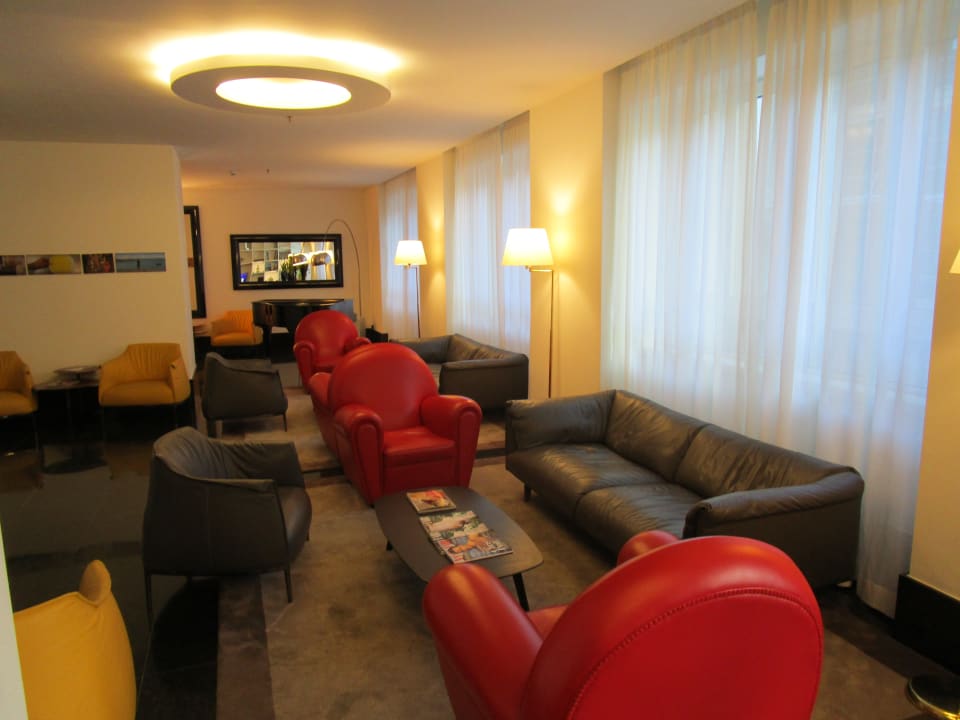 Lobby UNAHOTELS Century Milano