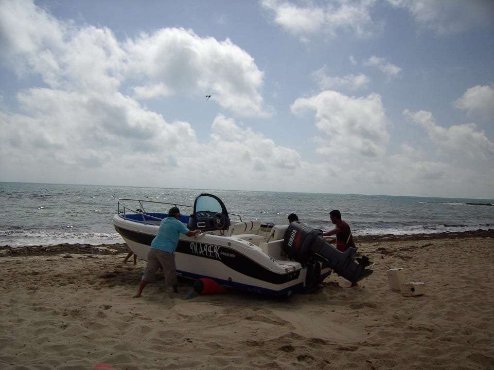 Rechts am Strand Nautikbase 26 Zita Beach Resort