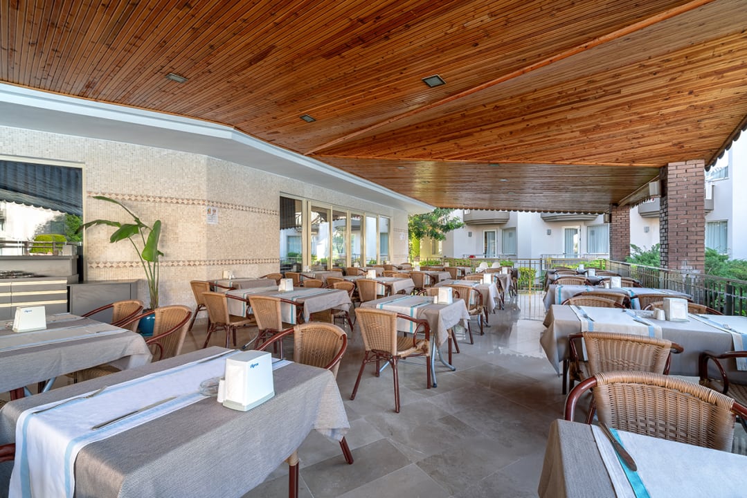 Gastro Hotel Orfeus Park