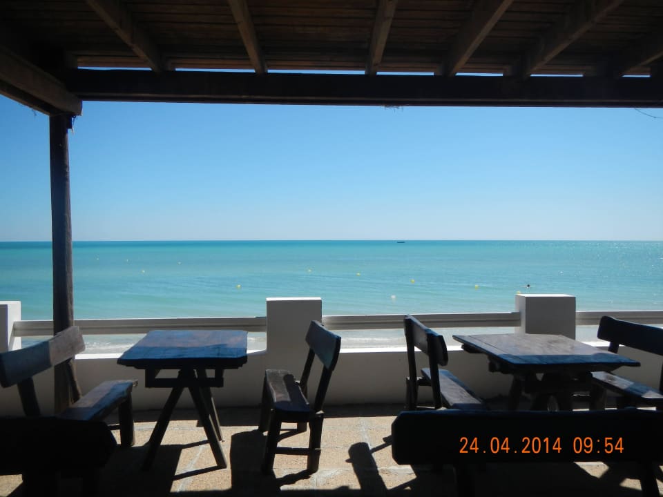 Ausblick Snakbar am Strand Caribbean World Thalasso Djerba