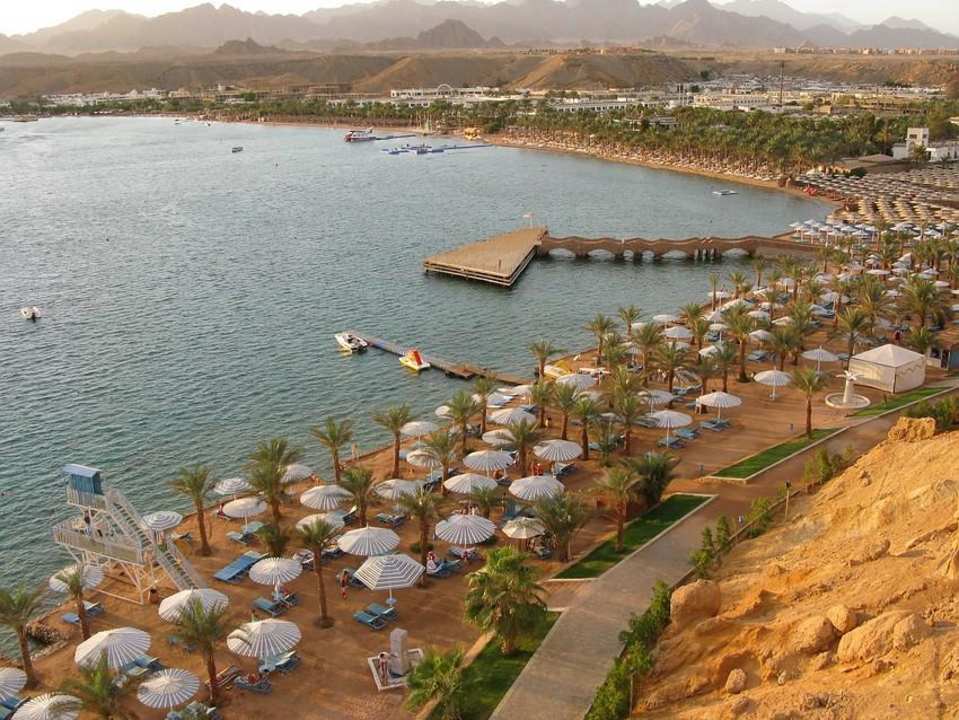 Blick zum Hotelstrand Albatros Sharm Resort