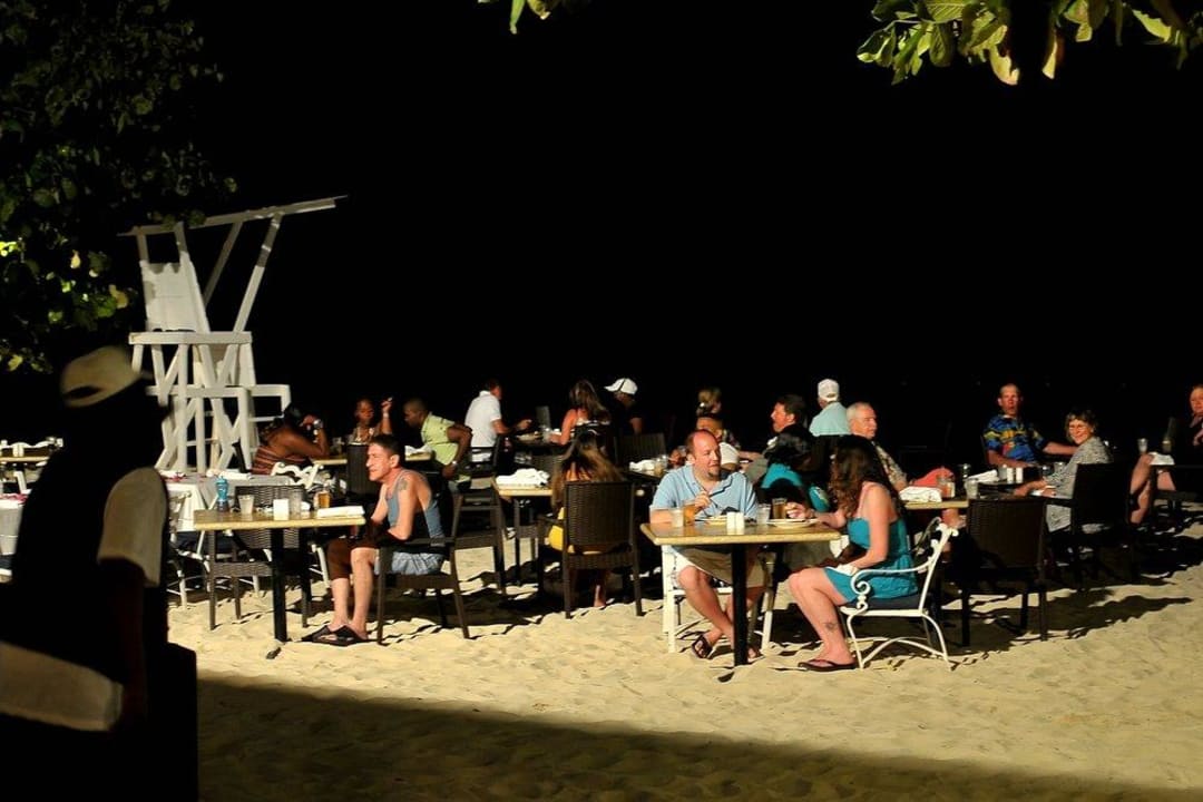 BBQ Hotel Grand Pineapple Beach Negril
