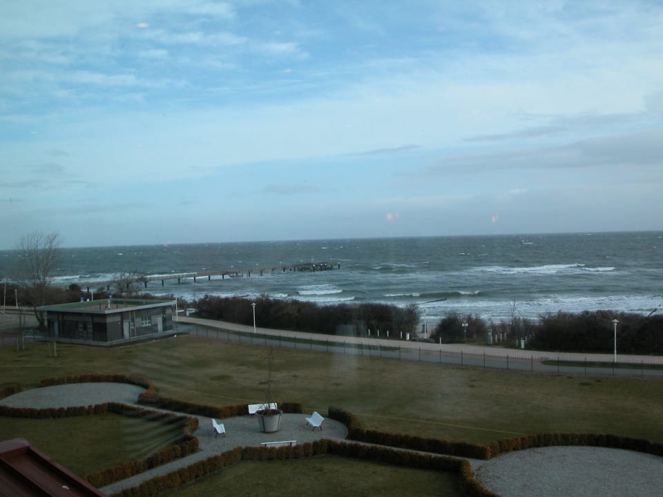 Blick aus dem Restaurant zur Seebrücke Morada Strandhotel Ostseebad Kühlungsborn