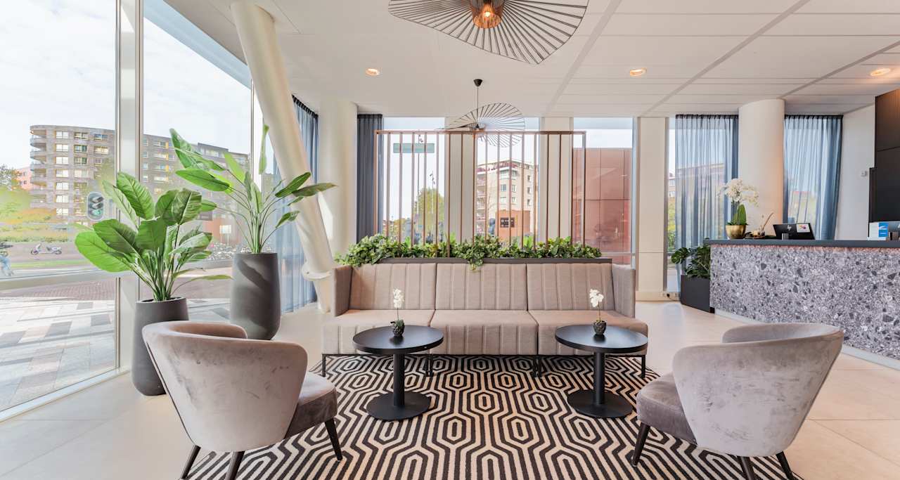 Lobby PLAZA Premium Almere