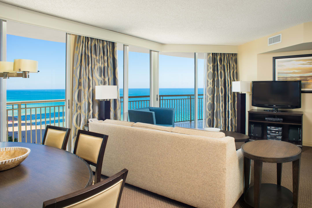 Zimmer DoubleTree by Hilton Ocean Point Resort & Spa- North Miami Beach / Sunny Isles Beach