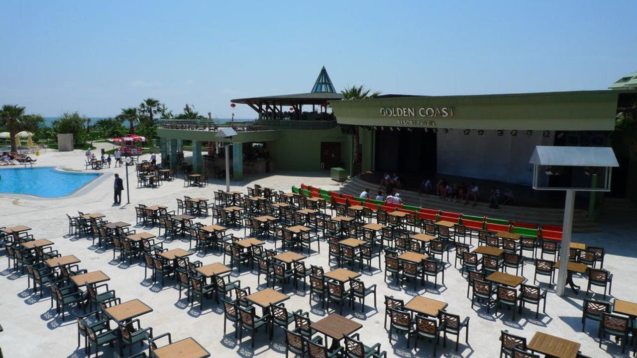 Theater VONRESORT Golden Coast