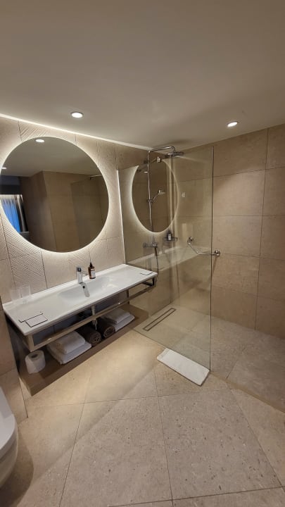 Zimmer ROBINSON CYPRUS