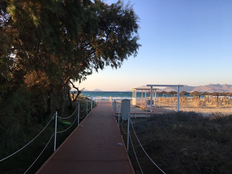 Strand Blue Lagoon Resort