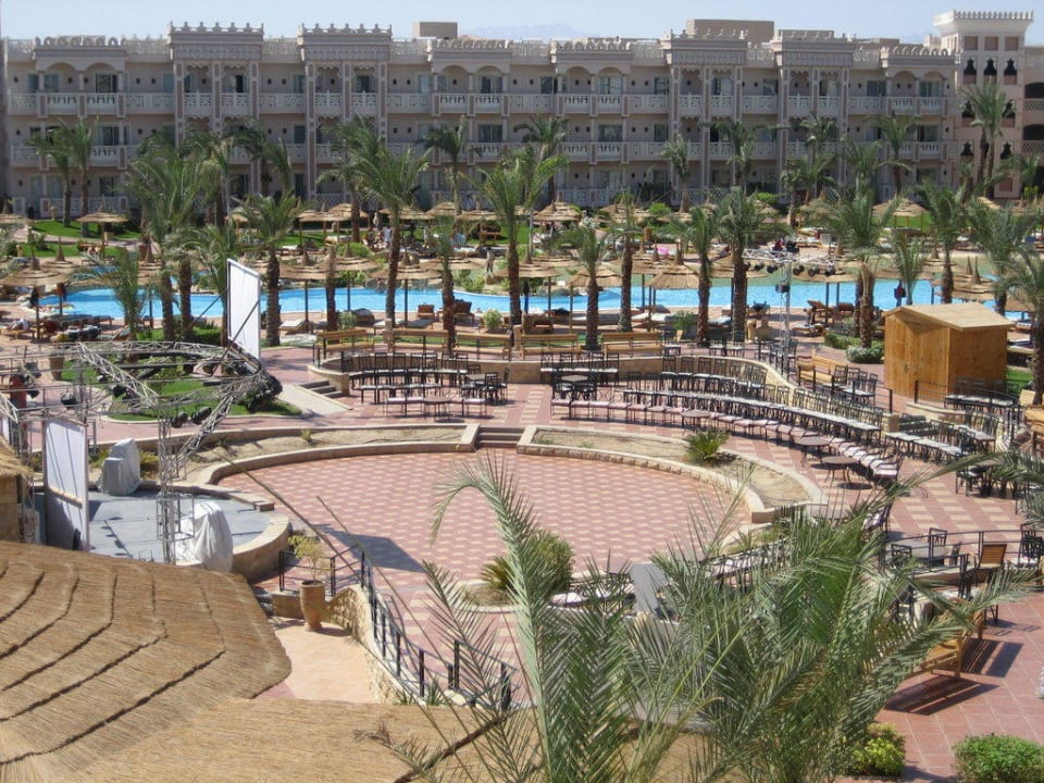 Theater Pickalbatros Palace Resort