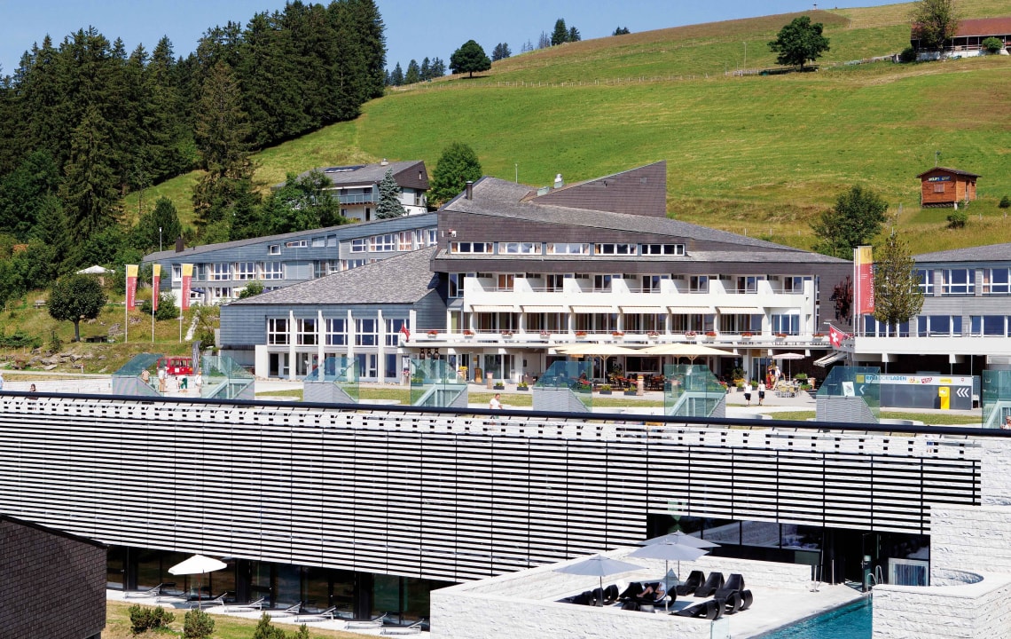 Aussenansicht Sommer Rigi Kaltbad Swiss Quality Hotel