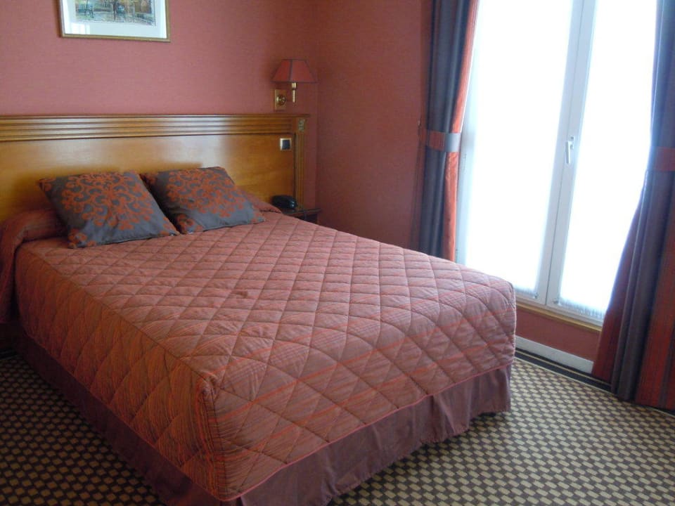 Zimmer Hotel des Arts Montmatre