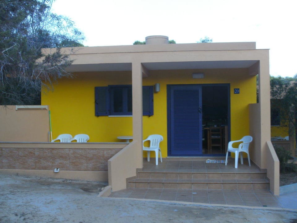 Beipiel Appartement von außen Hotel Ses Eufabietes