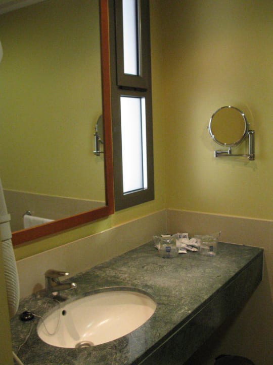 Zimmer 211 LIVVO Costa Taurito