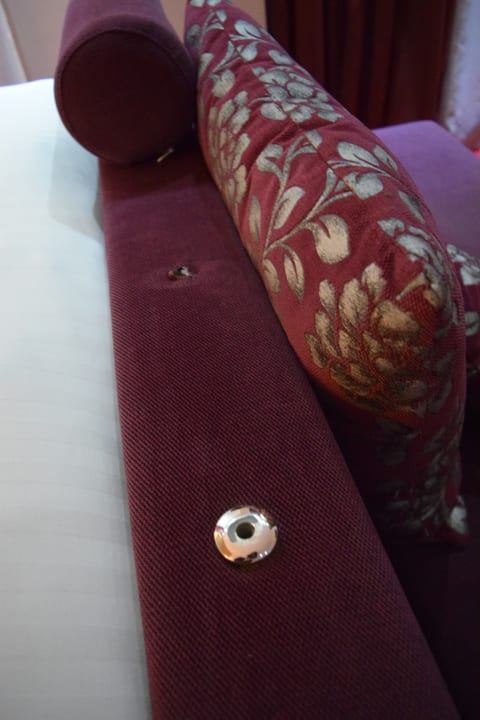 Sofa im Zimmer Hotel & Spa Borjomi Palace