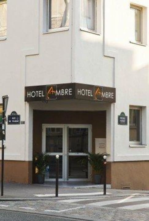 Building Hotel Ambre