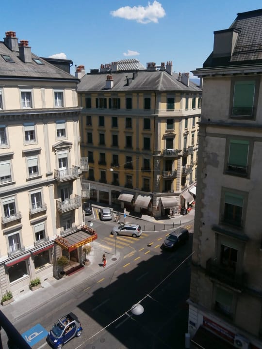 Ausblick Zi 404 nach links Hotel Bernina Genève