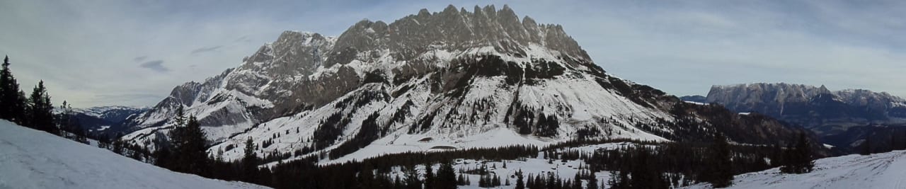 Blick hinterm Arthurhaus Berghotel Arthurhaus