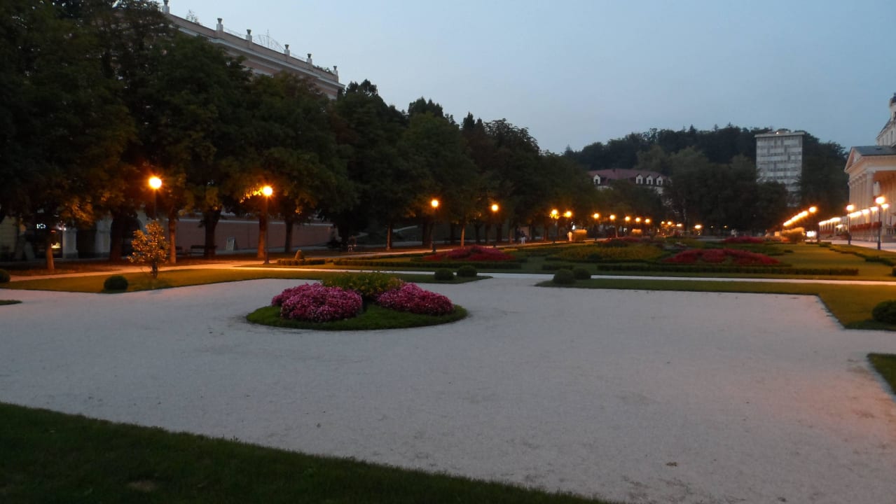 В сумерках очень красиво Grand Hotel Rogaška Komfort