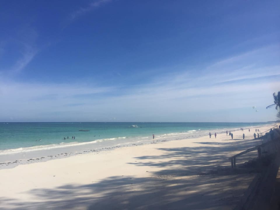 Schöner Strand Diani Sea Resort