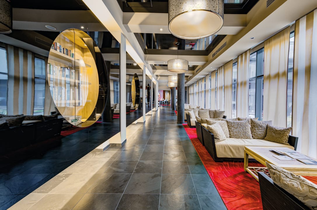 Lobby Linsberg Asia Hotel & Spa