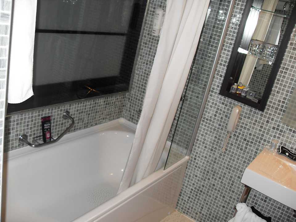 Super Bad Limak Lara Deluxe Hotel & Resort