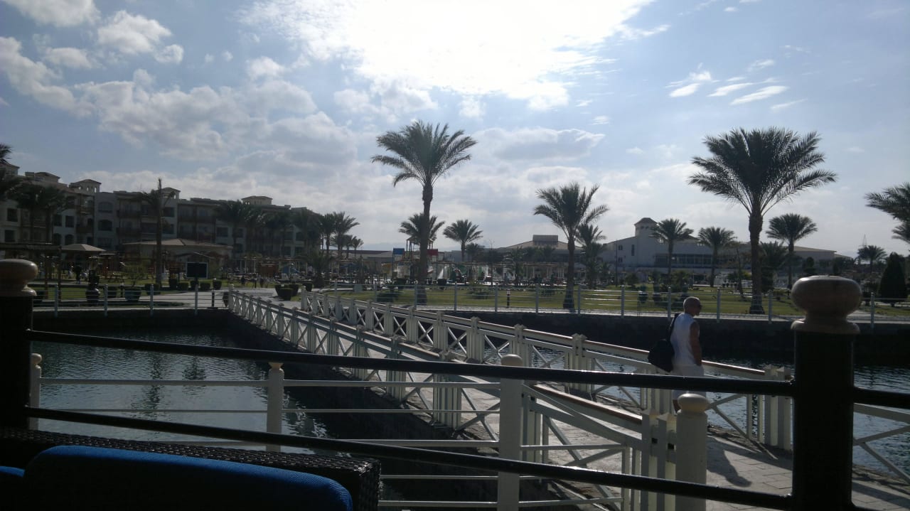 Fußgängerbrücke Pickalbatros Dana Beach Resort - Hurghada